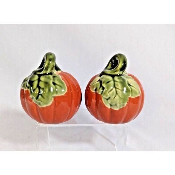 Harvest Pumpkin Salt and Pepper Shakers Serving Ware Fall Holiday Kitchen NEW - Picture 5 of 7